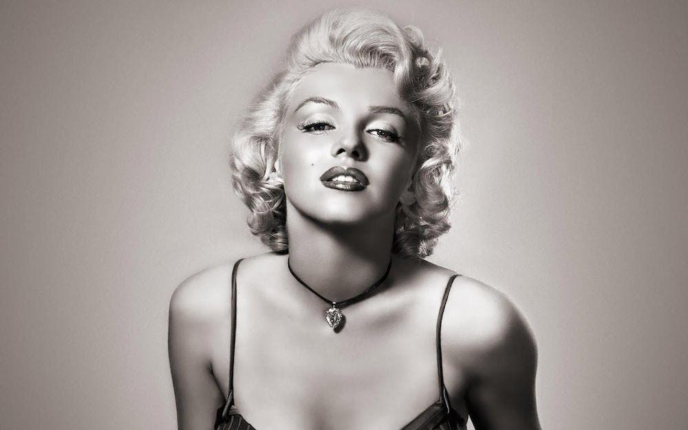 Bir Hayalken Gerçeğe Dönüşen Kısacık Yaşamıyla Marilyn Monroe