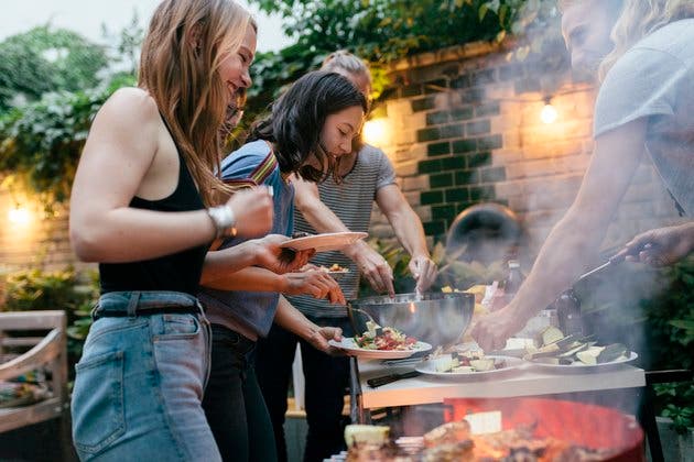 Mangal keyfinizi bozacak 10 gıda güvenliği hatası