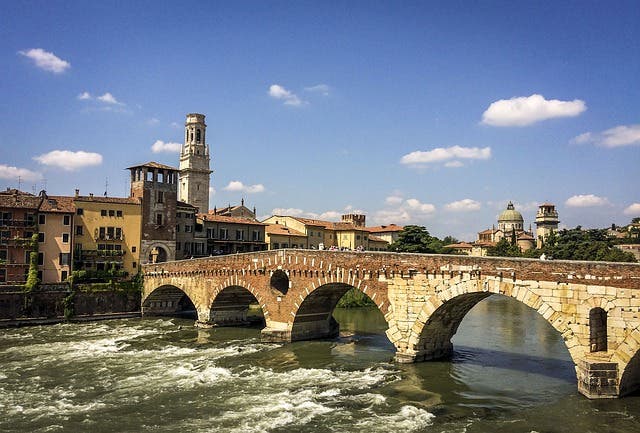 İtalya’nın Aşk Şehri Verona